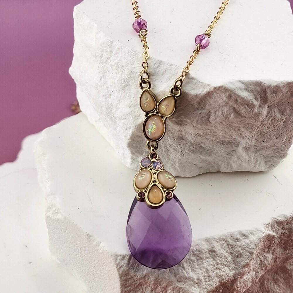SAQ Purple Faceted Teardrop Pendant Necklace Faux Opal Rhinestone Gold Tone Bead